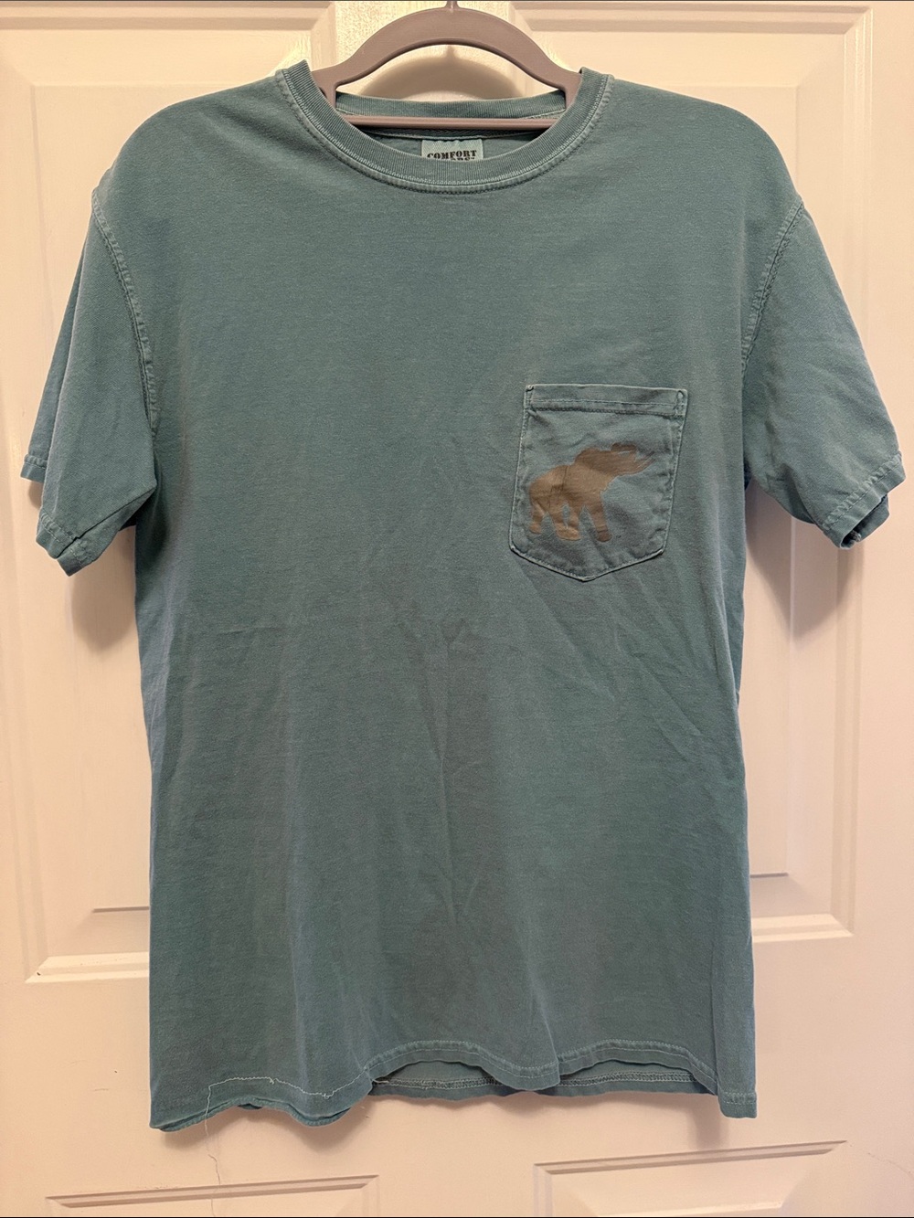 Tuskwear collection Alabama Teal Pocket T-Shirt with elephant Graphic size small